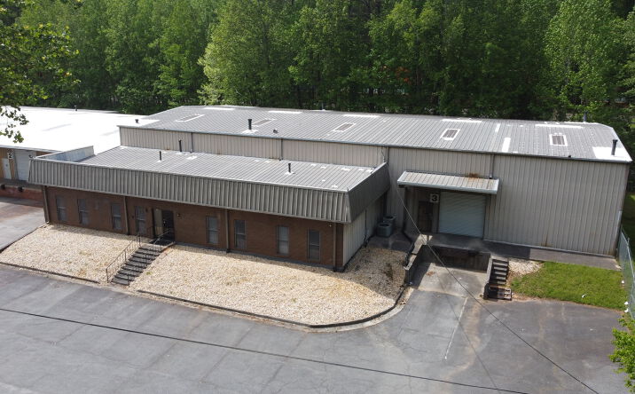 Commercial building owned by a business sold through Swartz Co business brokerage